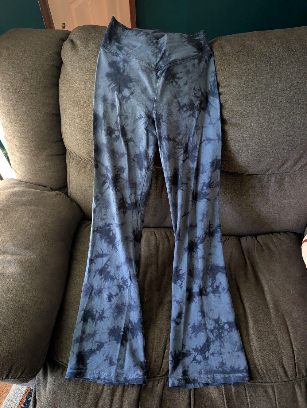 PINK Victoria's Secret Blue Tie-Dye Flared Jeans